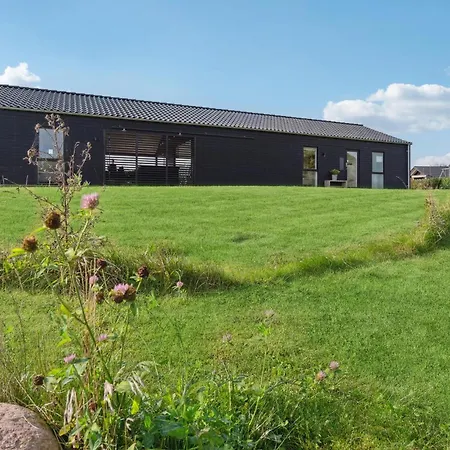 Holiday home 4 Bedroom Stunning In Haderslev