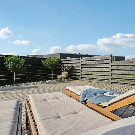 4 Bedroom Stunning In Holiday home Haderslev